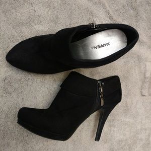 💥 FINAL SALE 💥 XAppeal ankle boots